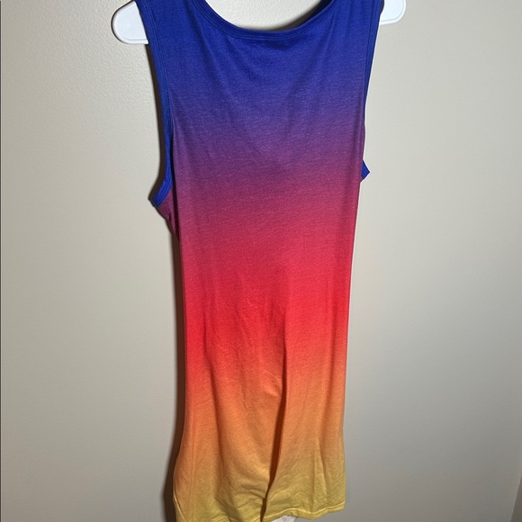 Gradient Sleeveless Cutout Dress - Picture 3 of 5